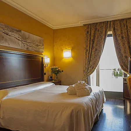 Trilussa Palace Congress & מלון 4*