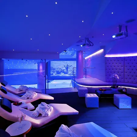 Trilussa Palace Congress & 4*