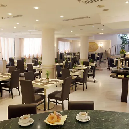 Szálloda Trilussa Palace Congress &